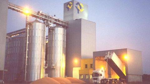 La nouvelle identité de la coopérative Terres de l’Ouest s’appuie sur le logo et la signature, « Terres de l’Ouest, cultivons la vie ensemble », déjà utilisés pour différentes activités du groupe.